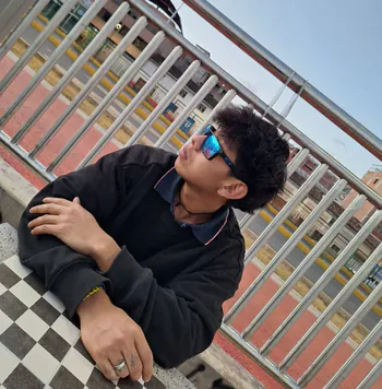 HACHE_LUCIFER