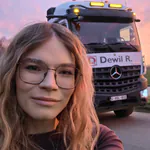 Chloe_IRL profile picture