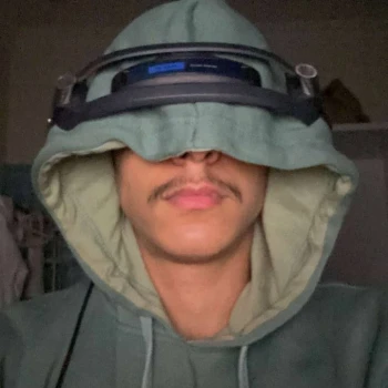 7uii99