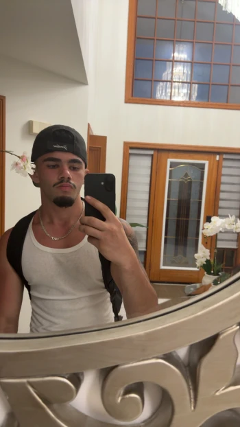 Hus_Bazzi