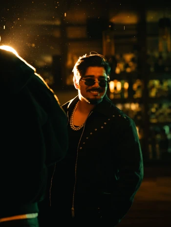 AdrianFlores_Oficial