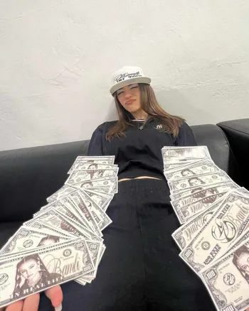 AK_GOLDEN67