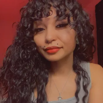 Streamer PFP