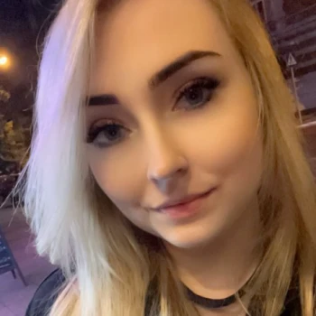 angela35
