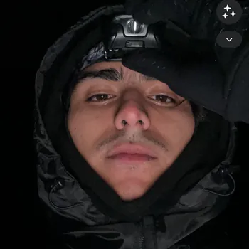 Streamer PFP