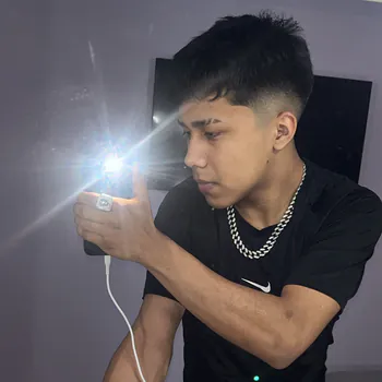 Ale_Bntzzz21