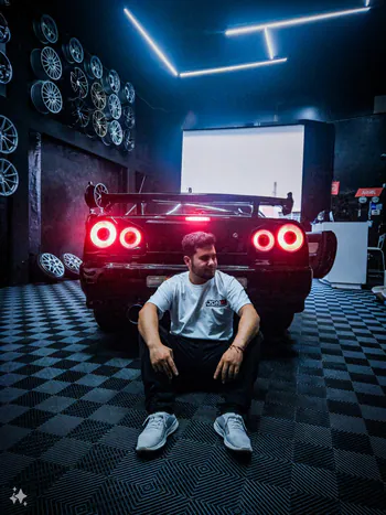 Yisus_Garage
