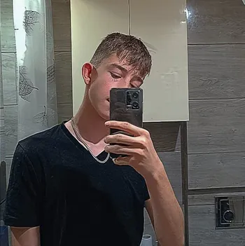 aostrowskyyy