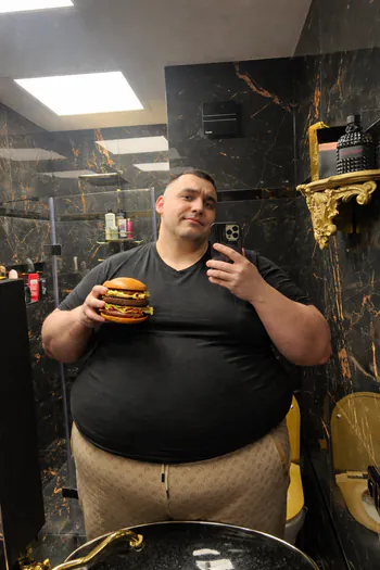 TonyHraje