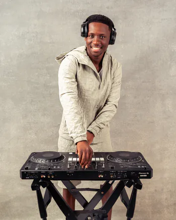 DJAHUNCHO